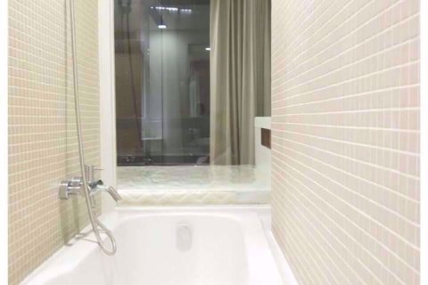 Condominio de 1 dormitorio en Pathum Wan, Bangkok, Tailandia № 76891 - foto 8