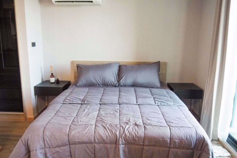 Condominio de 1 dormitorio en Watthana, Bangkok, Tailandia № 76890 - foto 3