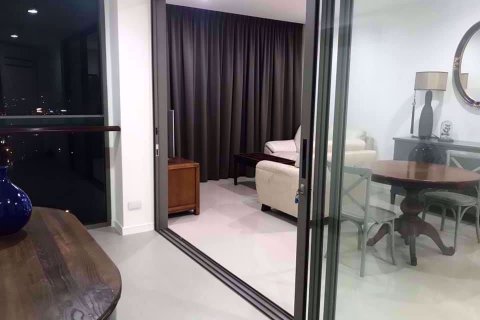 Condominio de 2 dormitorios en Bang Kho Laem, Bangkok, Tailandia № 76888 - foto 3