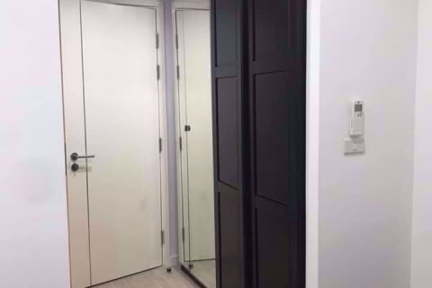 Condominio de 2 dormitorios en Bang Kho Laem, Bangkok, Tailandia № 76888 - foto 5