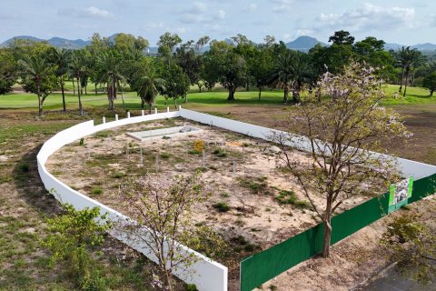 Terreno en Chonburi, Tailandia № 124124 - foto 2