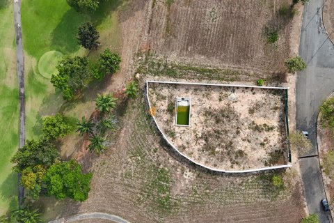 Terreno en Chonburi, Tailandia № 124124 - foto 6
