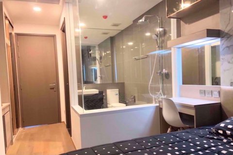 Condominio de 2 dormitorios en Bang Rak, Bangkok, Tailandia № 76122 - foto 5
