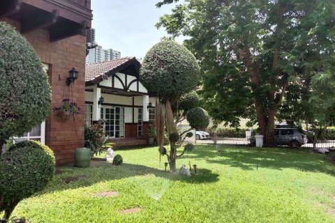 Casa de 4 dormitorios en Watthana, Bangkok, Tailandia № 76120 - foto 5