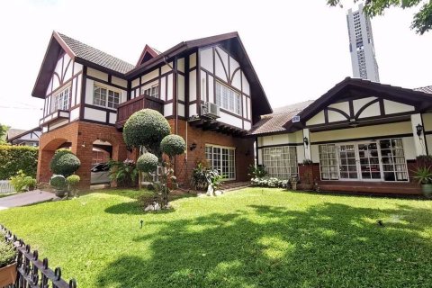 Casa de 4 dormitorios en Watthana, Bangkok, Tailandia № 76120 - foto 2