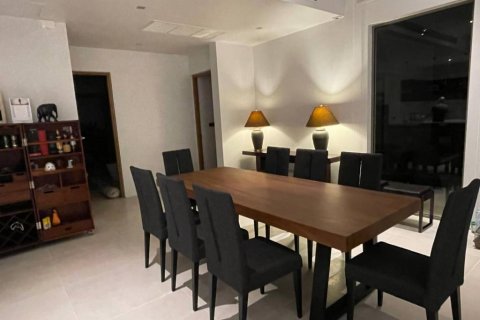 Chalet de 3 dormitorios en Phuket, Tailandia № 132878 - foto 5