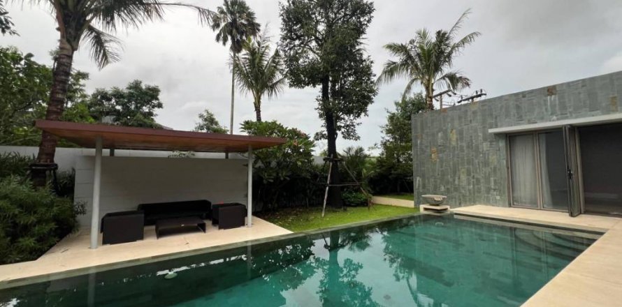 Chalet de 3 dormitorios en Phuket, Tailandia № 132878
