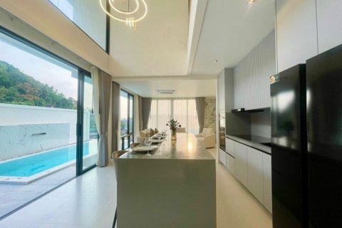 Villa in Kata, Thailand 3 bedrooms № 70963 - photo 11