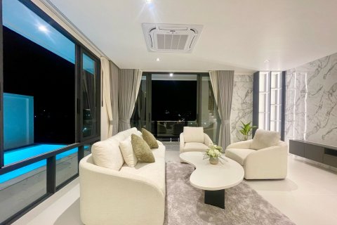 Villa in Kata, Thailand 3 bedrooms № 70963 - photo 12