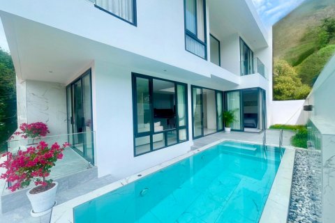 Villa in Kata, Thailand 3 bedrooms № 70963 - photo 3