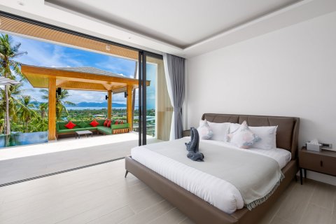 Casa de 5 dormitorios en Ko Samui, Tailandia № 126801 - foto 17