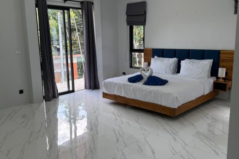 Casa de 3 dormitorios en Ko Samui, Tailandia № 126798 - foto 16