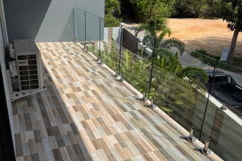 Casa de 3 dormitorios en Ko Samui, Tailandia № 126798 - foto 15
