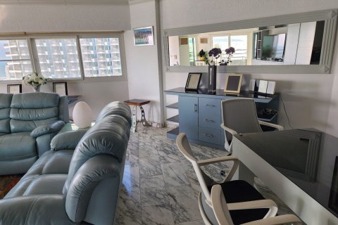 Condominio de 2 dormitorios en Pattaya, Tailandia № 133103 - foto 18