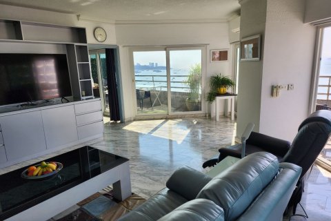 Condominio de 2 dormitorios en Pattaya, Tailandia № 133103 - foto 12