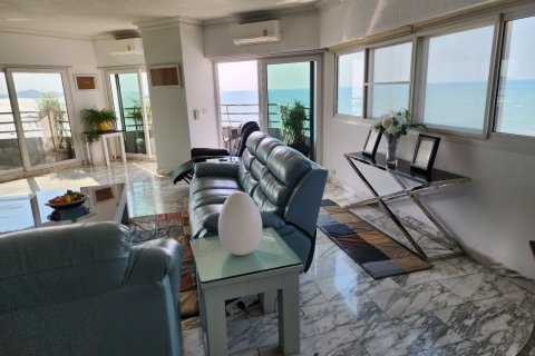 Condominio de 2 dormitorios en Pattaya, Tailandia № 133103 - foto 13