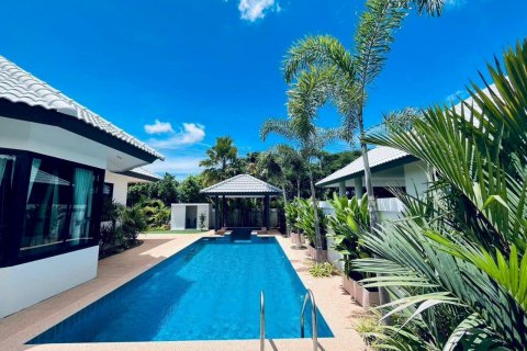 Haus in Pattaya, Thailand 4 Schlafzimmer № 133104