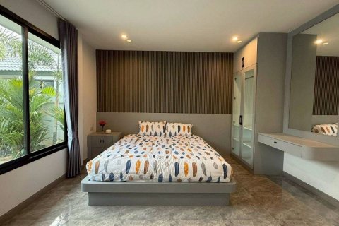 House in Pattaya, Thailand 4 bedrooms № 133104 - photo 10