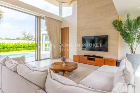 Casa de 4 dormitorios en Phuket, Tailandia № 131486 - foto 7