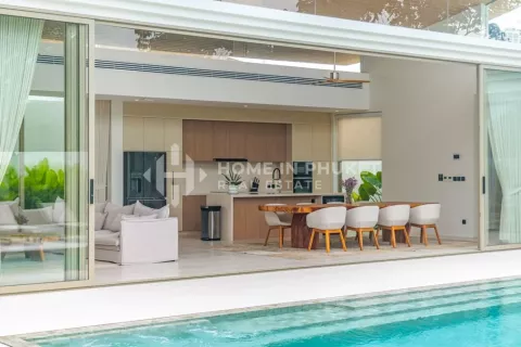 Casa de 4 dormitorios en Phuket, Tailandia № 131486 - foto 5