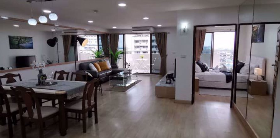 Condominio de 2 dormitorios en Suan Luang, Bangkok, Tailandia № 76019