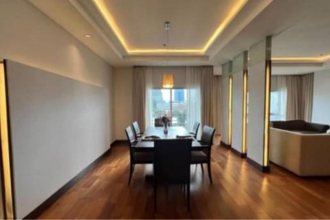 คอนโดมิเนียมในปทุมวัน, กรุงเทพฯ, ประเทศไทย, 4 ห้องนอน № 123622 - รูปถ่าย 11