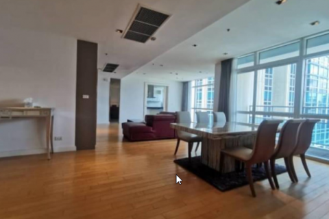 Condo in Pathum Wan, Bangkok, Thailand, 3 bedrooms  № 123625