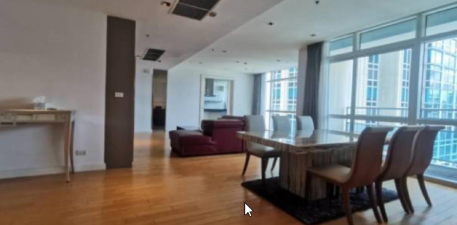 Condo in Pathum Wan, Bangkok, Thailand, 3 bedrooms № 123625