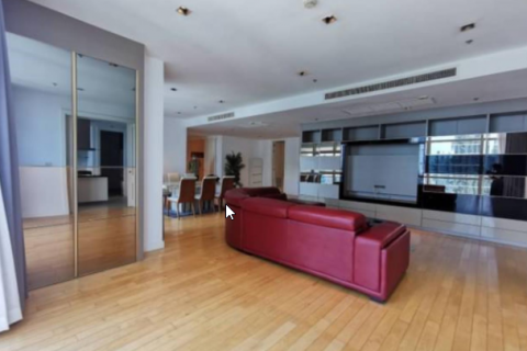 Condo in Pathum Wan, Bangkok, Thailand, 3 bedrooms № 123625 - photo 3