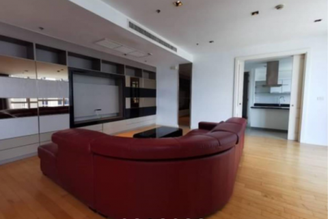 Condo in Pathum Wan, Bangkok, Thailand, 3 bedrooms № 123625 - photo 4