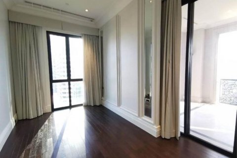 Condo in Pathum Wan, Bangkok, Thailand, 3 bedrooms  № 123627 - photo 9