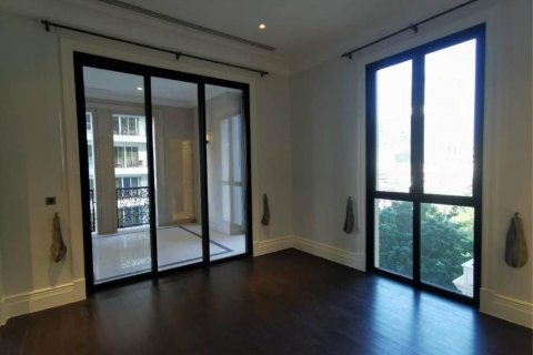 Condo in Pathum Wan, Bangkok, Thailand, 3 bedrooms  № 123627 - photo 6
