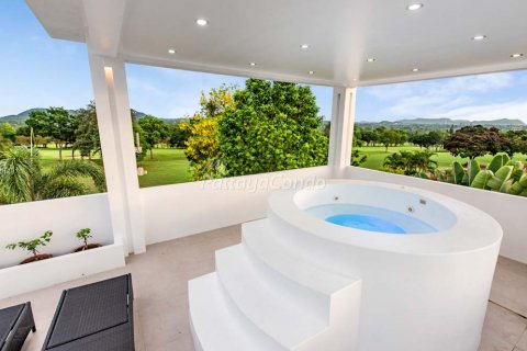 Casa de 5 dormitorios en Sattahip, Tailandia № 115757 - foto 29