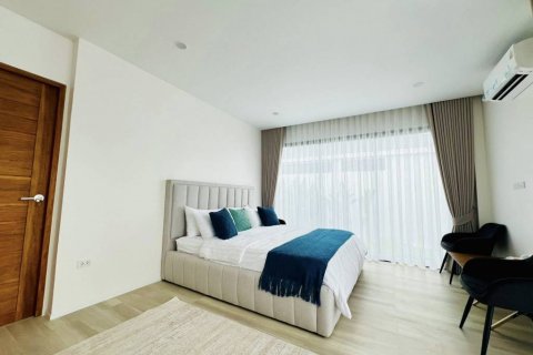 Chalet de 3 dormitorios en Phuket, Tailandia № 132555 - foto 9