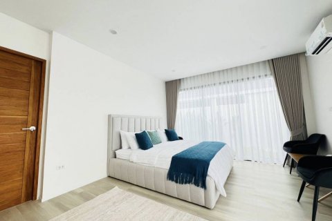 Chalet de 3 dormitorios en Phuket, Tailandia № 132555 - foto 6