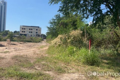 Terreno en Pattaya, Tailandia № 132323 - foto 5