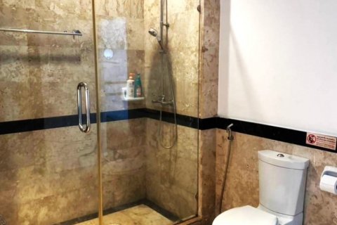 Casa de 7 dormitorios en Pattaya, Tailandia № 132326 - foto 12