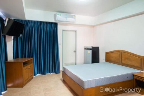 Gewerbeimmobilie in Pattaya, Thailand 480 m2 № 132325 - Foto 5