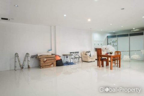 Gewerbeimmobilie in Pattaya, Thailand 480 m2 № 132325 - Foto 15