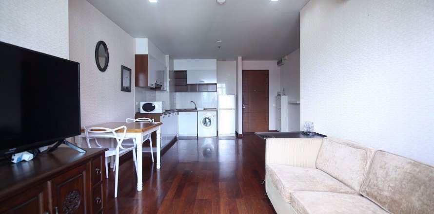 Condominio de 2 dormitorios en Watthana, Bangkok, Tailandia № 76575