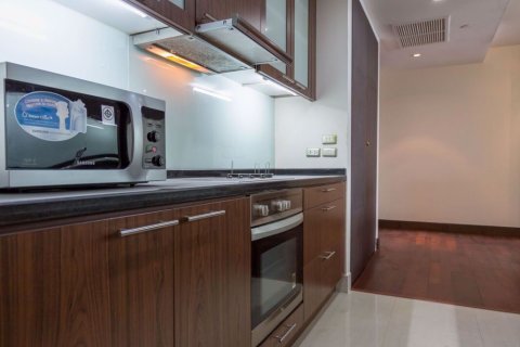 Condo in Sathon, Bangkok, Thailand, 2 bedrooms № 76579 - photo 5