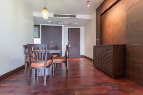Condo in Sathon, Bangkok, Thailand, 2 bedrooms № 76579 - photo 4