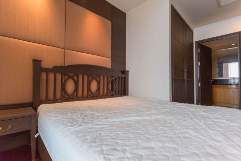 Condo in Sathon, Bangkok, Thailand, 2 bedrooms № 76579 - photo 15