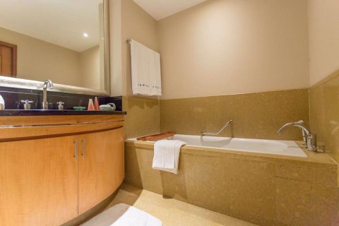 Eigentumswohnung in Sathon, Bangkok, Thailand, 2 Schlafzimmer № 76576 - Foto 29