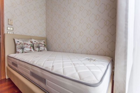 คอนโดมิเนียมในสาทร, กรุงเทพฯ, ประเทศไทย, 2 ห้องนอน № 76578 - รูปถ่าย 9