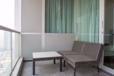 Condo à Sathon, Bangkok, Thaïlande, 2 chambres № 76577 - photo 25