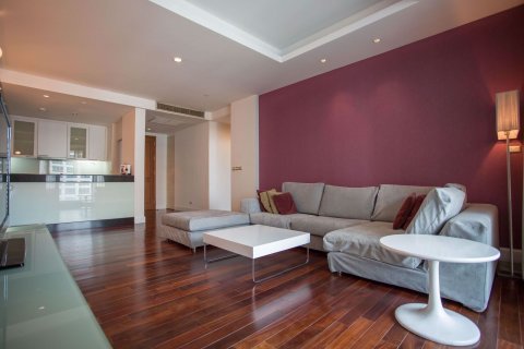 Condo à Sathon, Bangkok, Thaïlande, 2 chambres № 76577 - photo 2