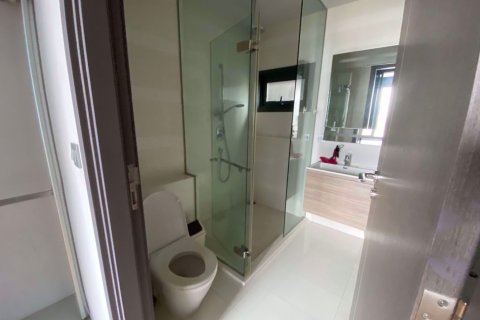 Condominio de 1 dormitorio en Khlong Toei, Bangkok, Tailandia № 76206 - foto 5