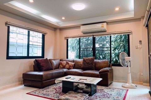 Casa de 5 dormitorios en Prawet, Bangkok, Tailandia № 76209