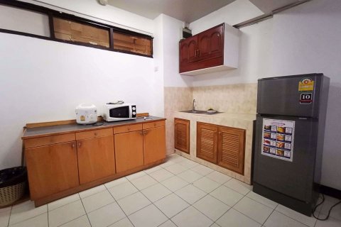 Condo in Watthana, Bangkok, Thailand, 2 bedrooms № 76208 - photo 2